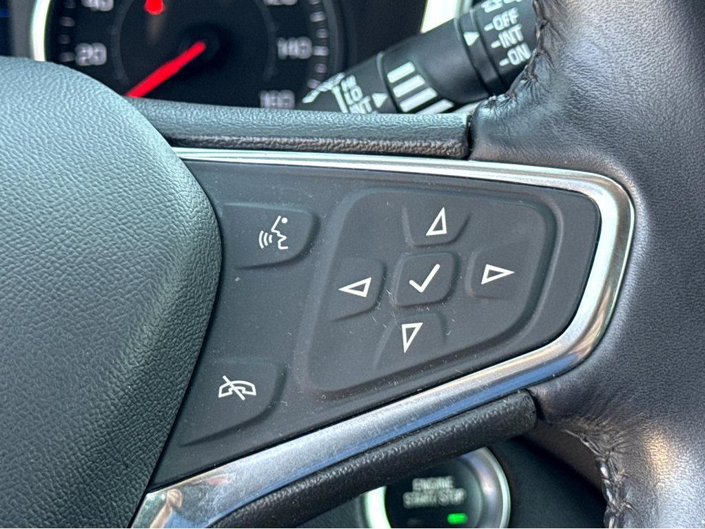 used 2020 Chevrolet Equinox car, priced at $18,090
