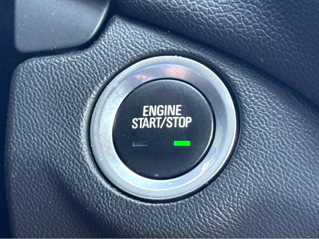 used 2020 Chevrolet Equinox car, priced at $18,090