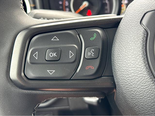 new 2025 Jeep Gladiator car, priced at $48,685