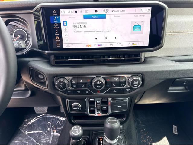 new 2025 Jeep Gladiator car, priced at $49,975