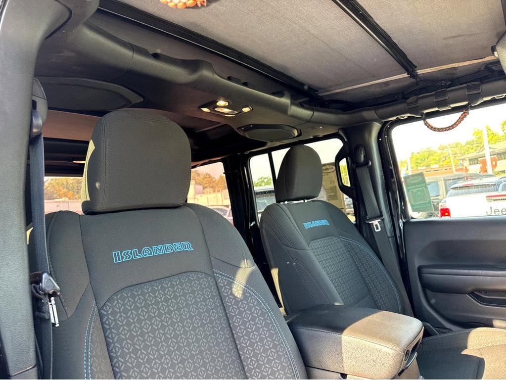 used 2021 Jeep Wrangler Unlimited car, priced at $29,800