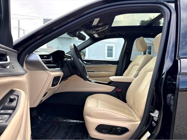 used 2022 Jeep Grand Cherokee 4xe car, priced at $33,350