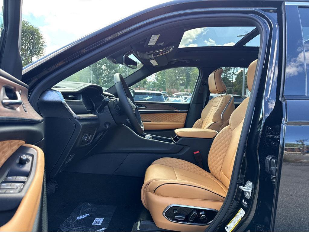 new 2025 Jeep Grand Cherokee L car, priced at $63,150