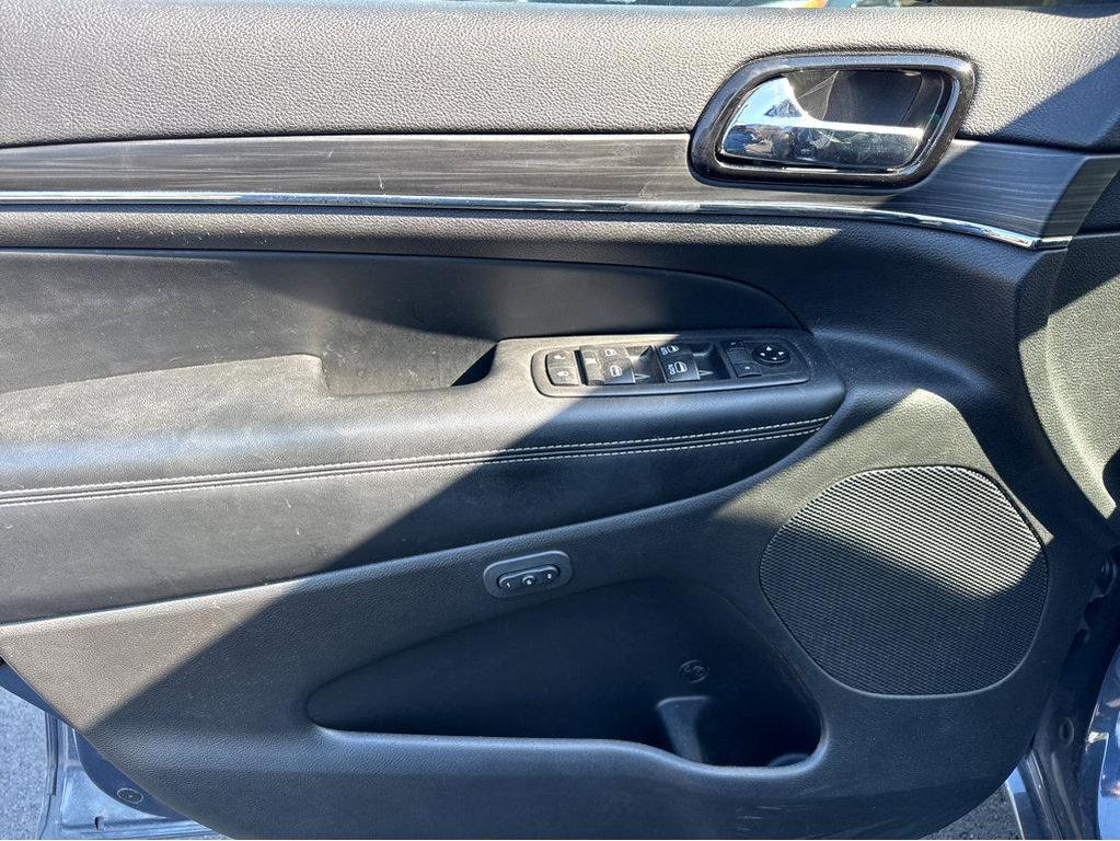 used 2021 Jeep Grand Cherokee car, priced at $26,668