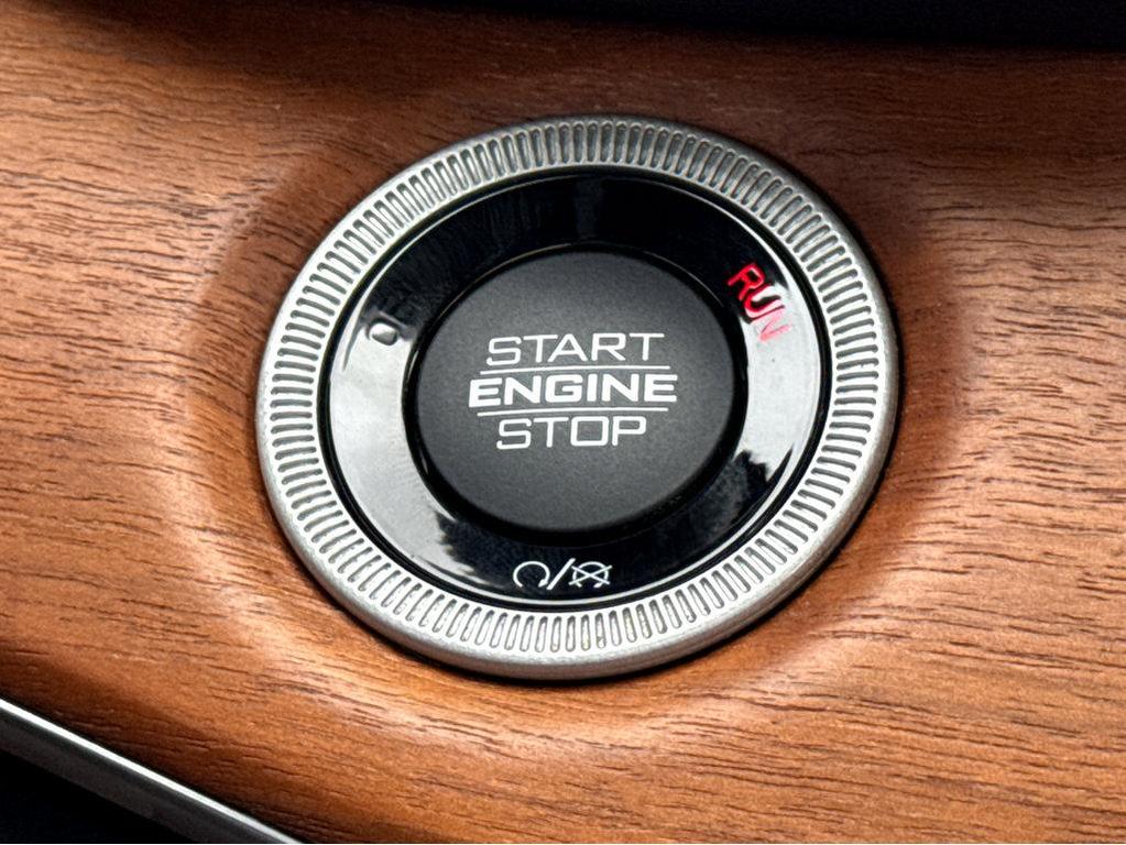 used 2022 Jeep Grand Cherokee car, priced at $44,582