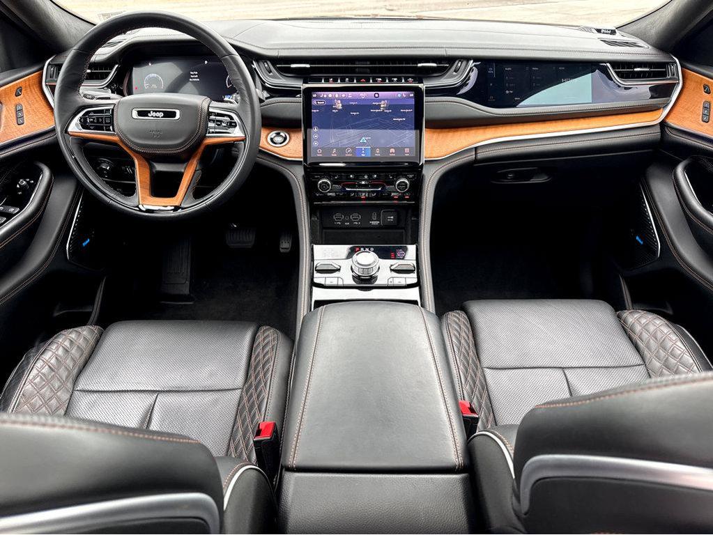 used 2022 Jeep Grand Cherokee car, priced at $44,582