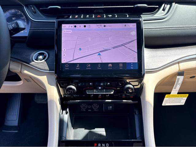 new 2025 Jeep Grand Cherokee car, priced at $56,555