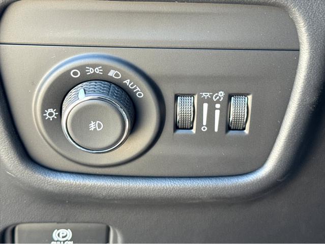 new 2025 Jeep Grand Cherokee car, priced at $71,850