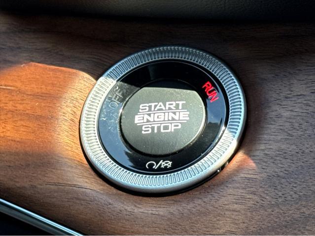 new 2025 Jeep Grand Cherokee car, priced at $71,850