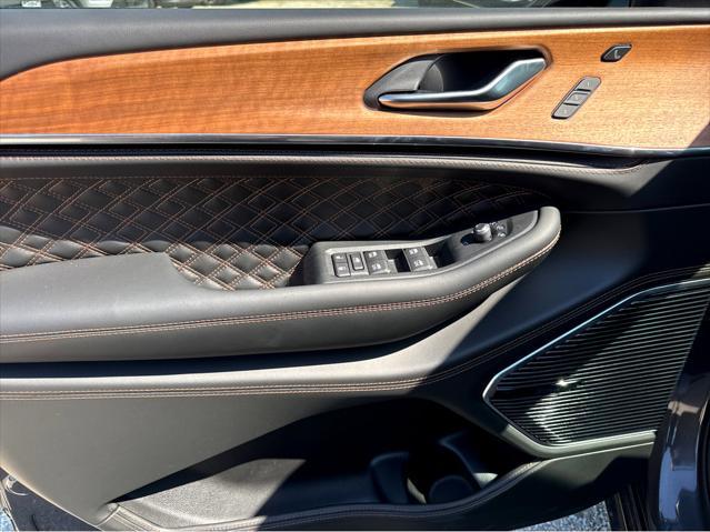 new 2025 Jeep Grand Cherokee car, priced at $71,850