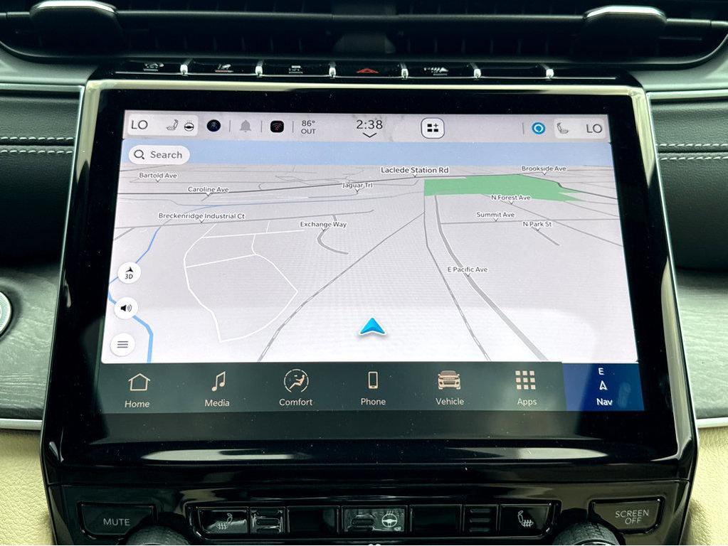 new 2025 Jeep Grand Cherokee car, priced at $52,140