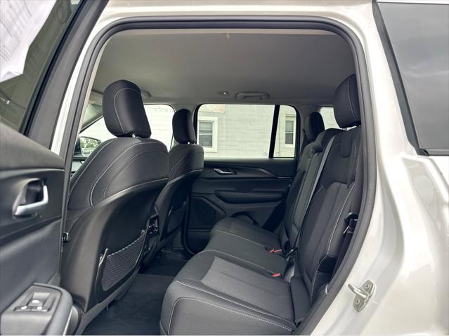 used 2023 Jeep Grand Cherokee car, priced at $30,833