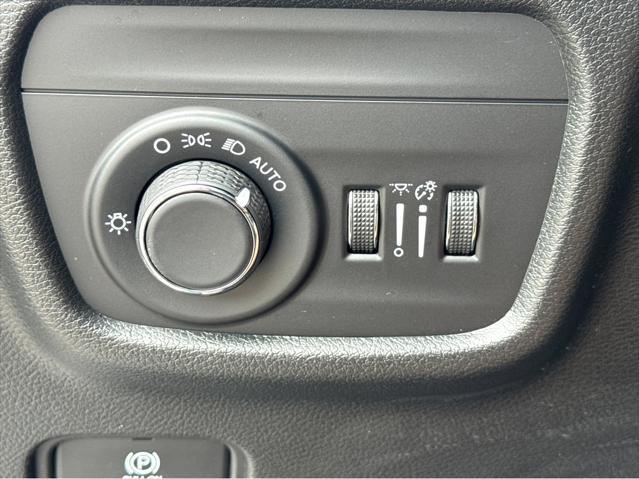 used 2023 Jeep Grand Cherokee car, priced at $30,833