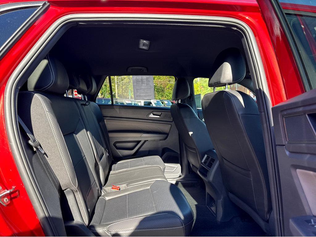 used 2021 Volkswagen Atlas Cross Sport car, priced at $25,000