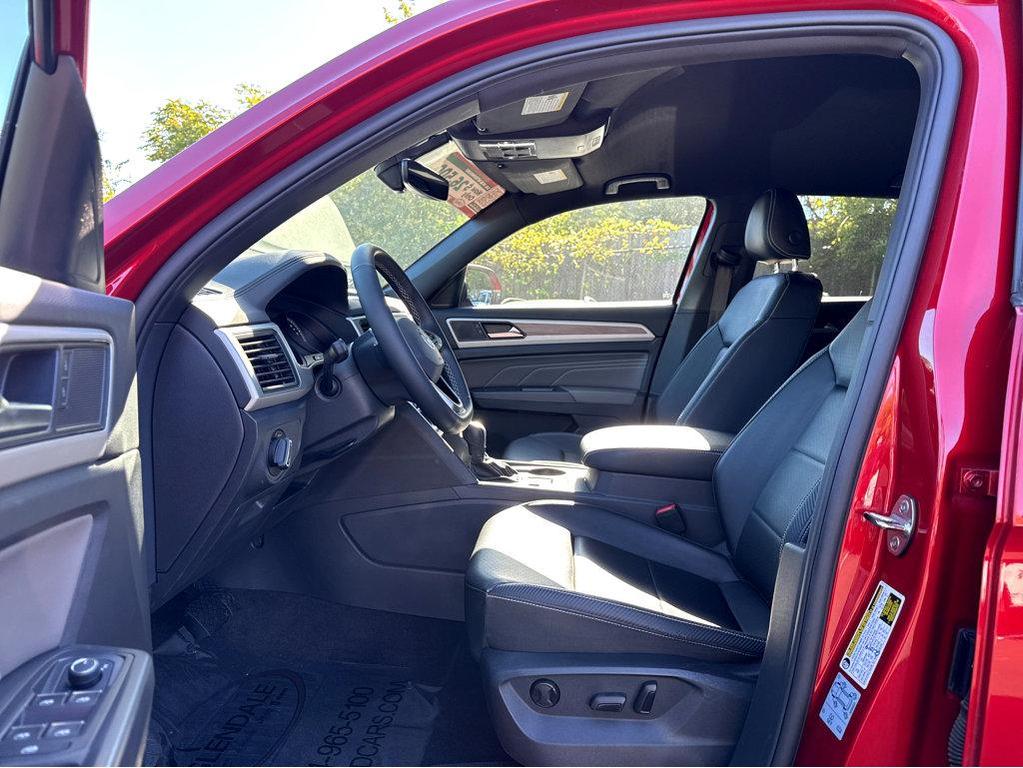 used 2021 Volkswagen Atlas Cross Sport car, priced at $25,000