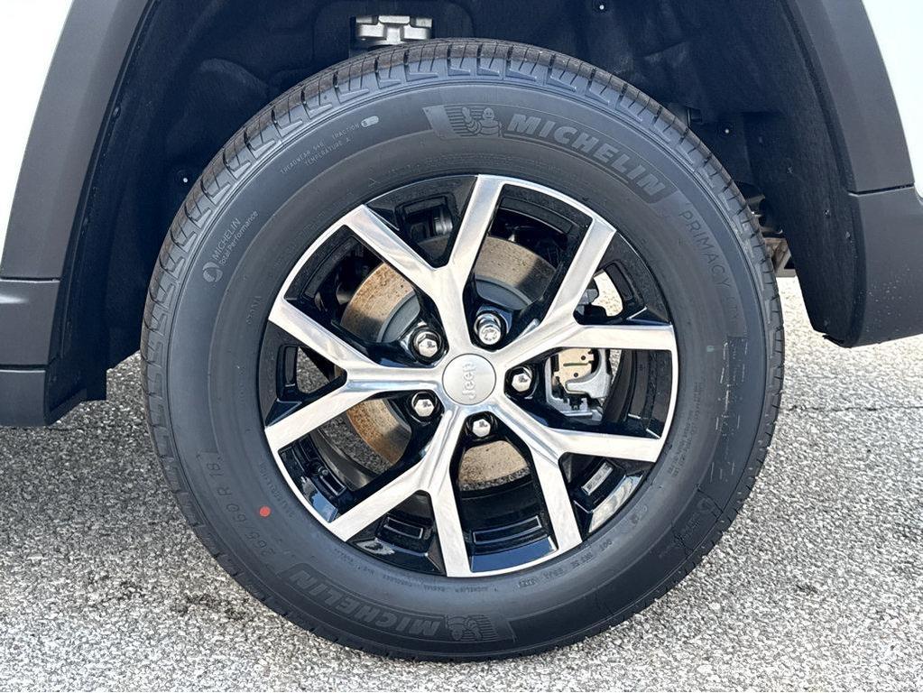 new 2025 Jeep Grand Cherokee car, priced at $52,340