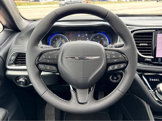 new 2025 Chrysler Pacifica car, priced at $52,845