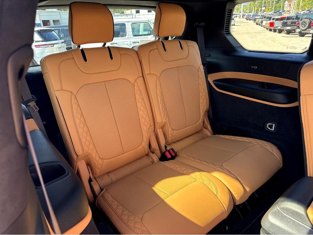 new 2025 Jeep Grand Cherokee L car, priced at $72,830