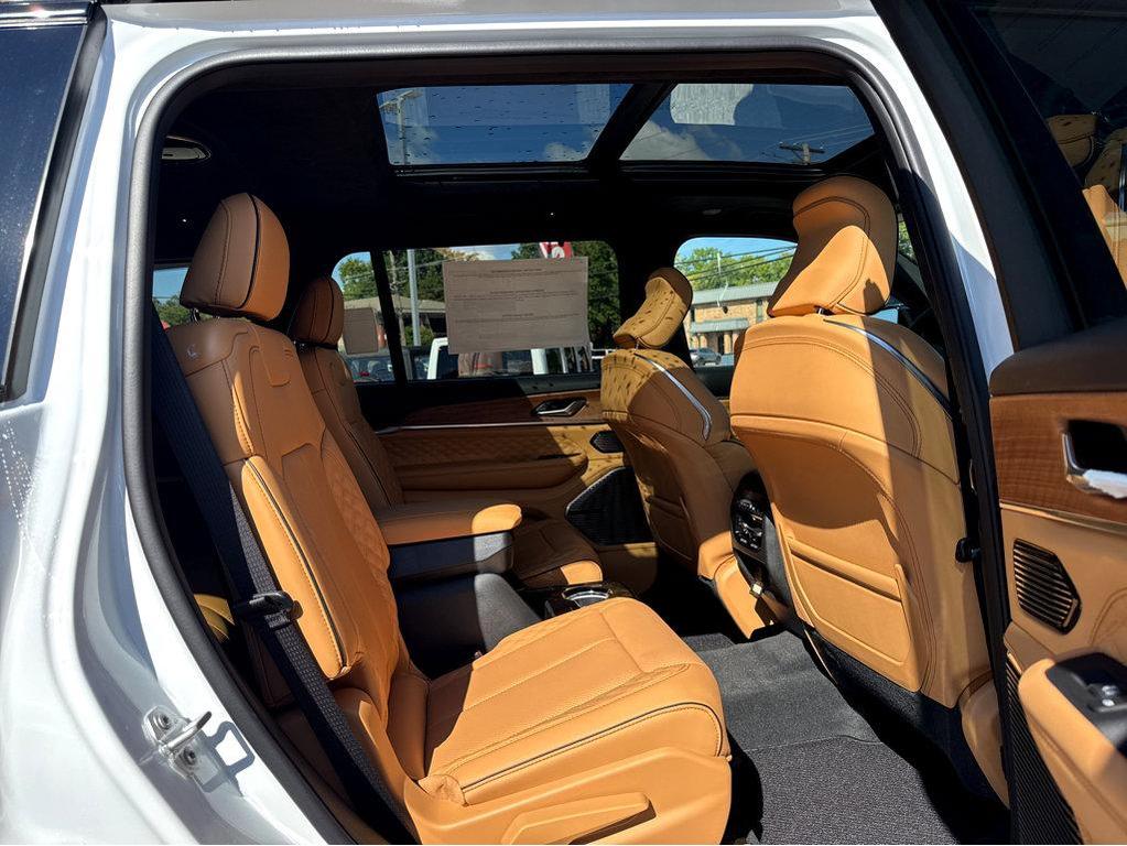 new 2025 Jeep Grand Cherokee L car, priced at $72,830