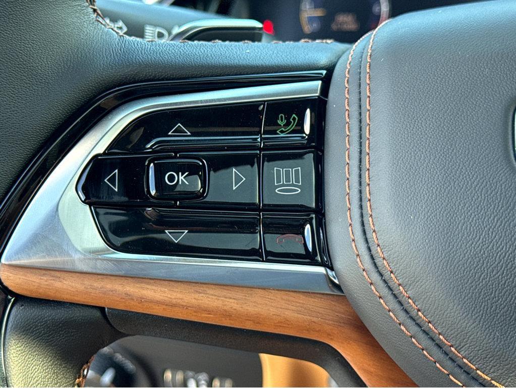 new 2025 Jeep Grand Cherokee L car, priced at $72,830