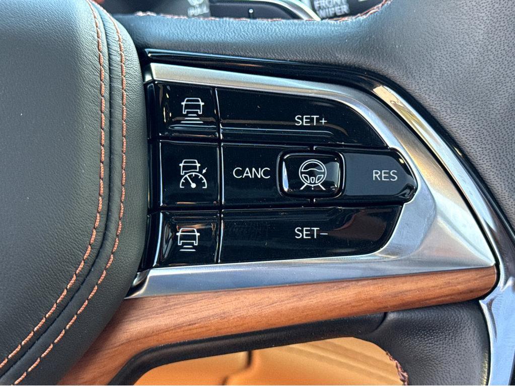 new 2025 Jeep Grand Cherokee L car, priced at $72,830