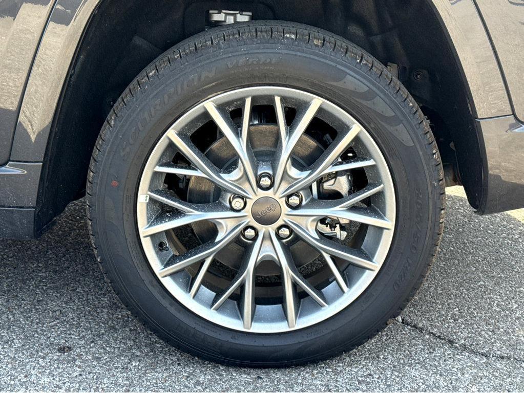 new 2025 Jeep Grand Cherokee L car, priced at $63,150