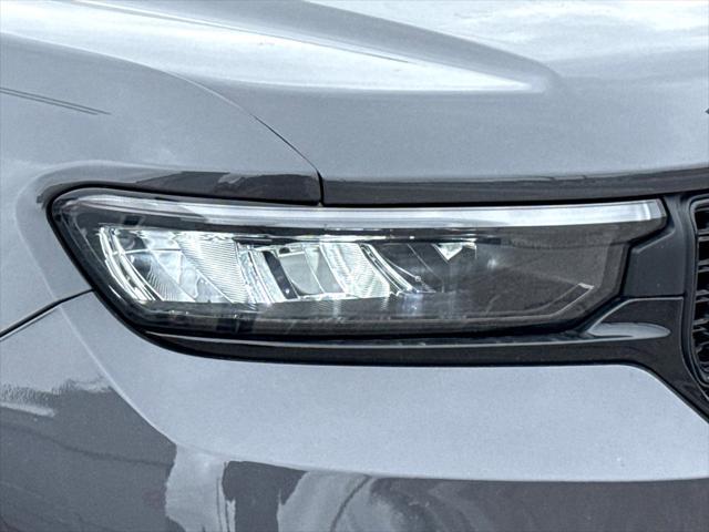 new 2025 Jeep Grand Cherokee car, priced at $53,730