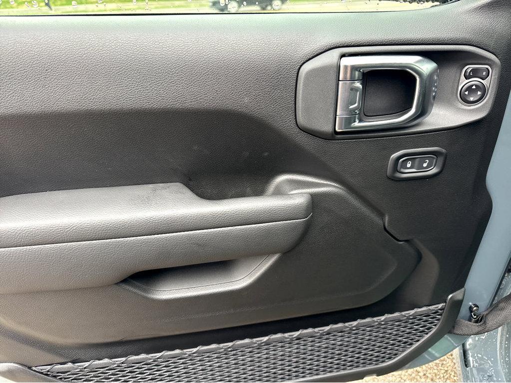 new 2026 Jeep Wrangler car, priced at $46,735