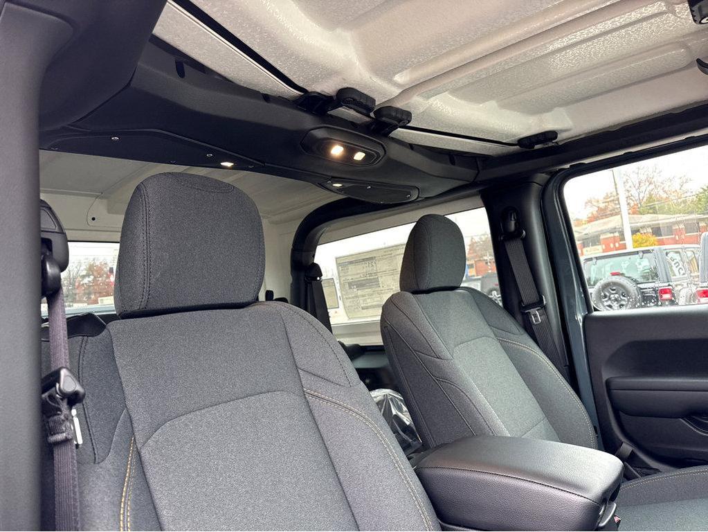 new 2026 Jeep Wrangler car, priced at $46,735
