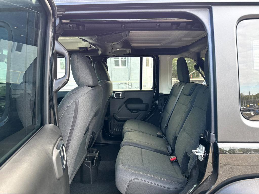 new 2026 Jeep Wrangler car, priced at $44,570