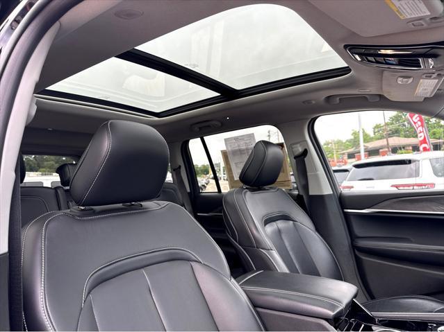 used 2022 Jeep Grand Cherokee car, priced at $32,995