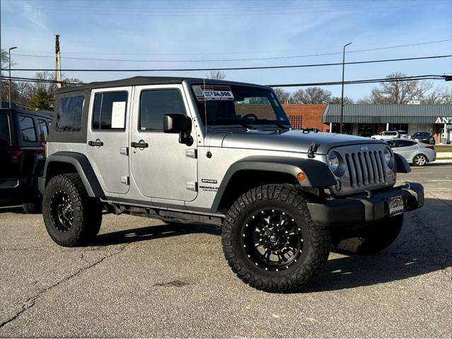 used 2015 Jeep Wrangler Unlimited car, priced at $22,900