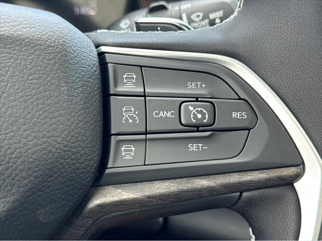 new 2025 Jeep Grand Cherokee car, priced at $55,660