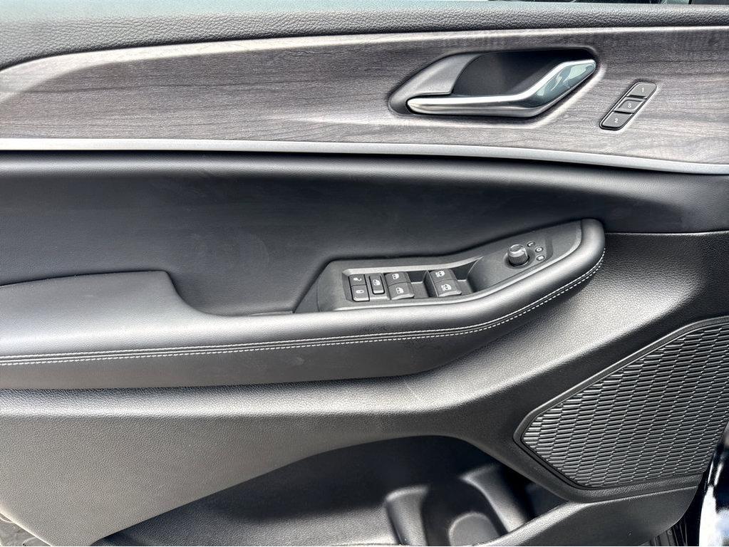 new 2025 Jeep Grand Cherokee car, priced at $55,660