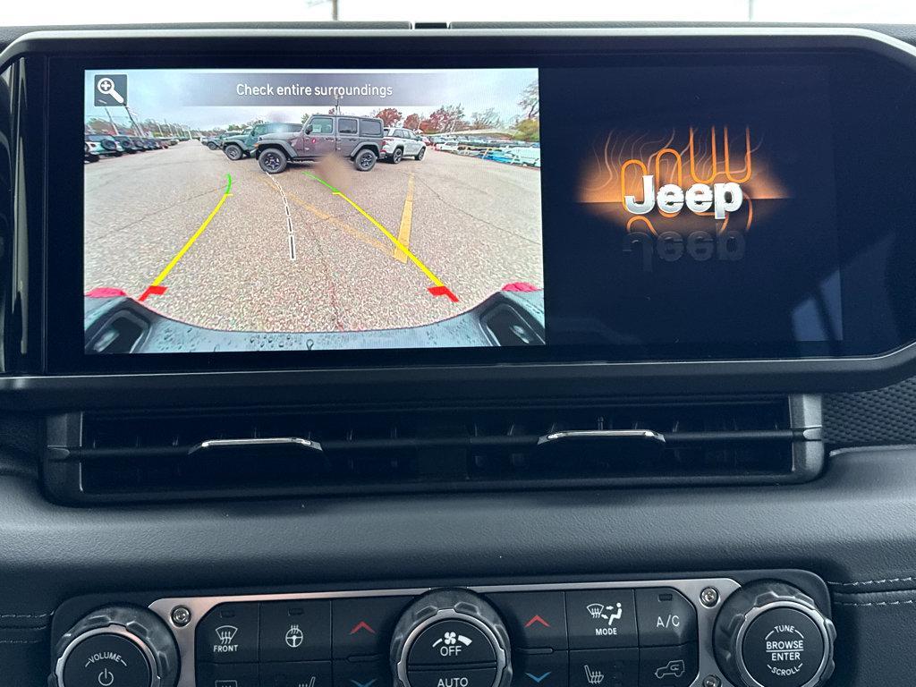 new 2026 Jeep Gladiator car, priced at $58,775