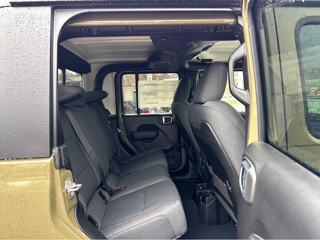 new 2026 Jeep Gladiator car, priced at $58,775