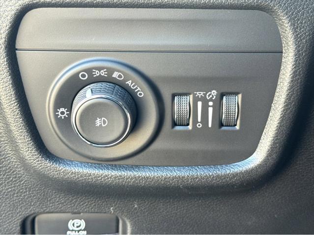 used 2023 Jeep Grand Cherokee car, priced at $32,500