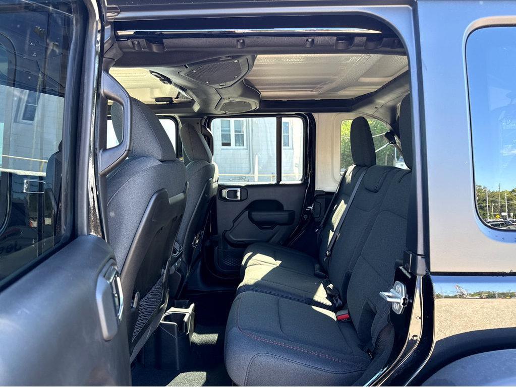 new 2025 Jeep Wrangler car, priced at $62,820