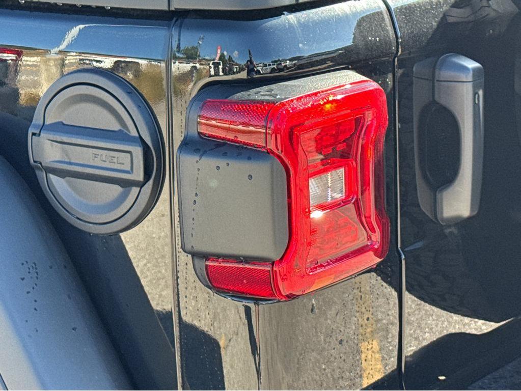 new 2025 Jeep Wrangler car, priced at $62,820