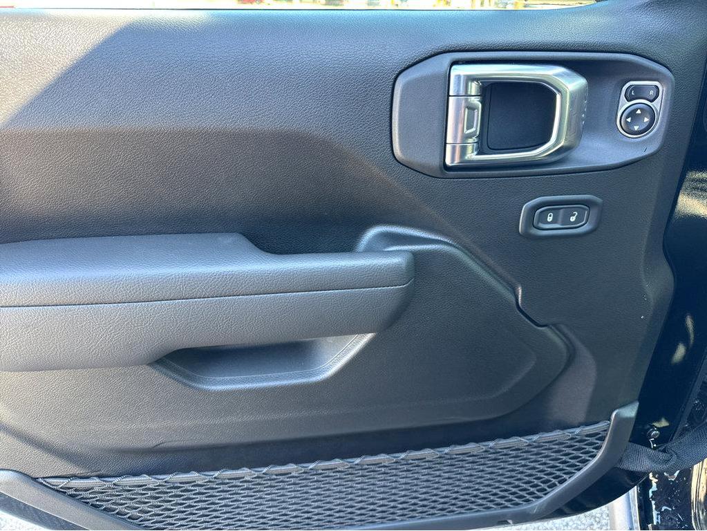 new 2025 Jeep Wrangler car, priced at $62,820