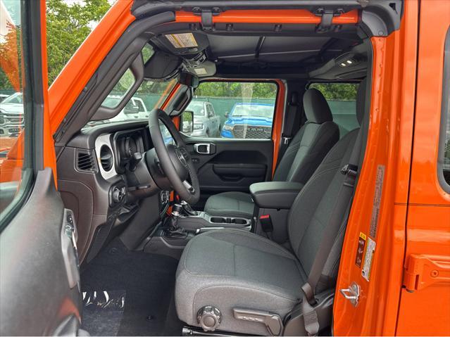 new 2025 Jeep Wrangler car, priced at $47,680