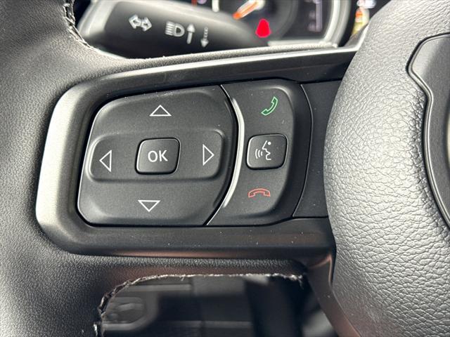 new 2025 Jeep Wrangler car, priced at $47,680