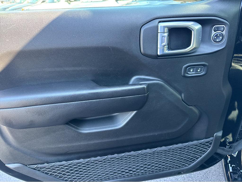 used 2021 Jeep Wrangler Unlimited car, priced at $34,700