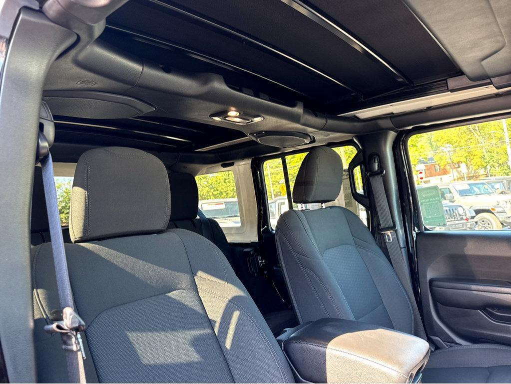 used 2021 Jeep Wrangler Unlimited car, priced at $34,700