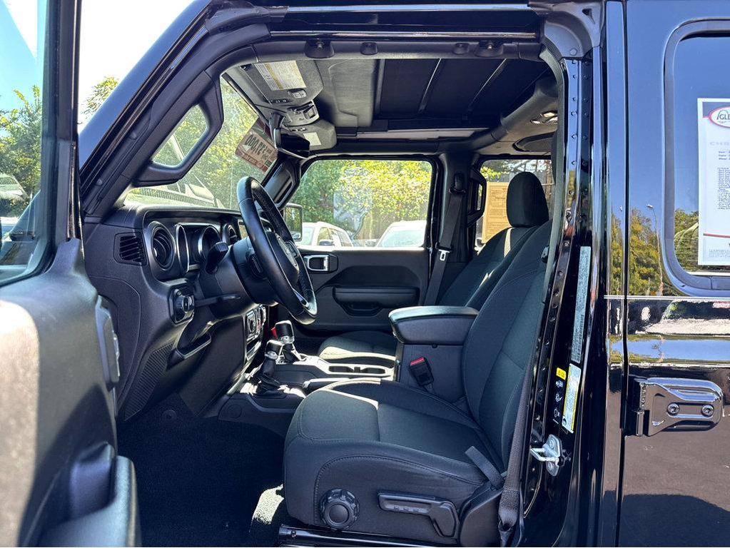 used 2021 Jeep Wrangler Unlimited car, priced at $34,700