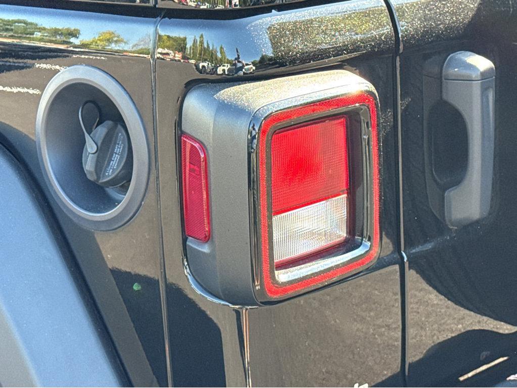 used 2021 Jeep Wrangler Unlimited car, priced at $34,700