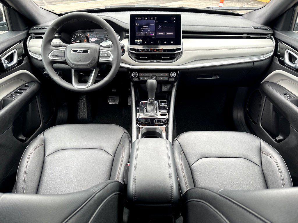 new 2025 Jeep Compass car, priced at $34,835