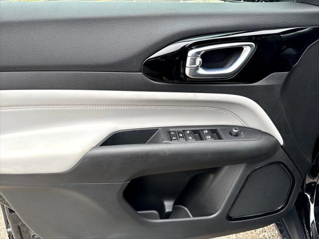 new 2025 Jeep Compass car, priced at $34,835