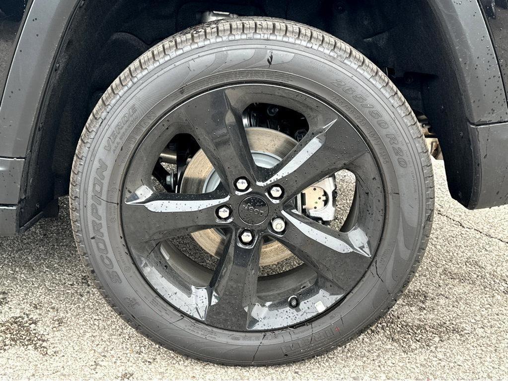 new 2025 Jeep Grand Cherokee car, priced at $53,730