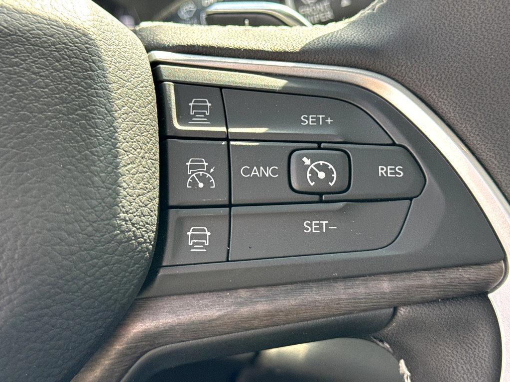 new 2025 Jeep Grand Cherokee L car, priced at $55,830